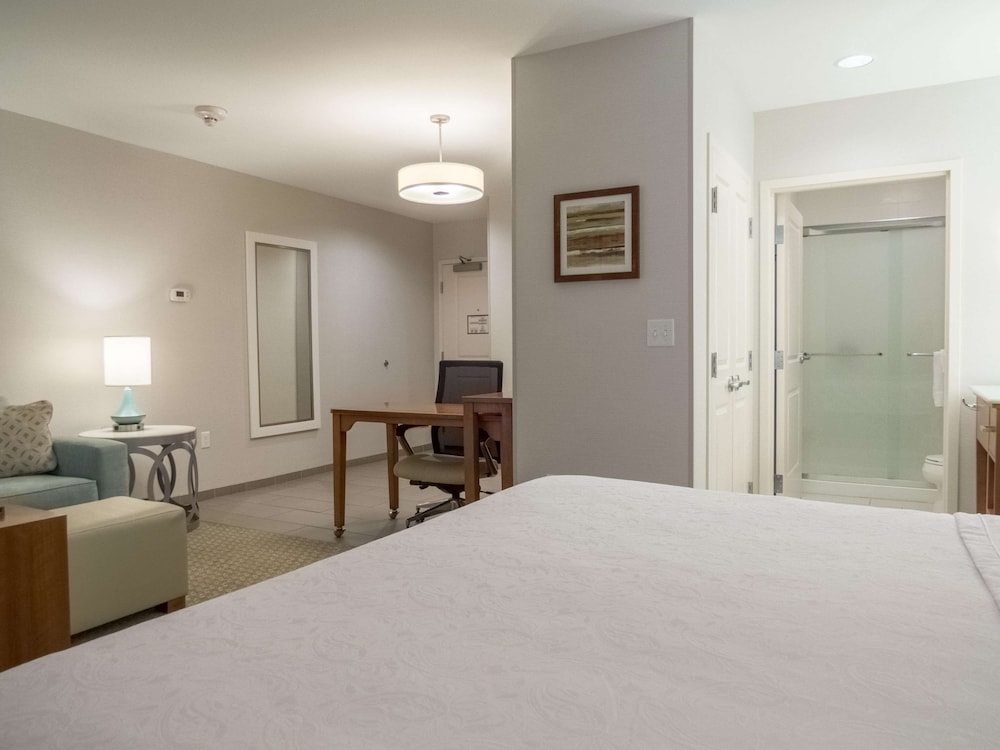 Homewood Suites By Hilton Gateway Hills Nashua 12/42