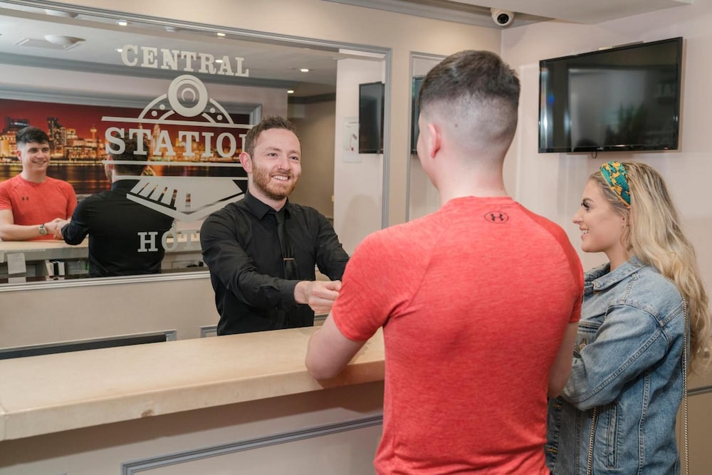 Central Station Hotel Liverpool 35/42