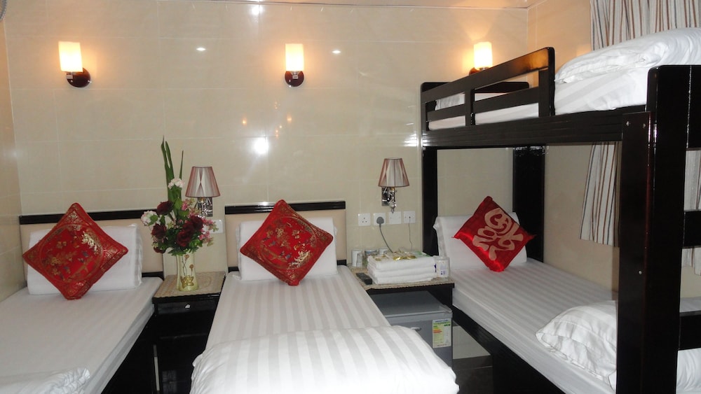 Days Hotel HK 48/61