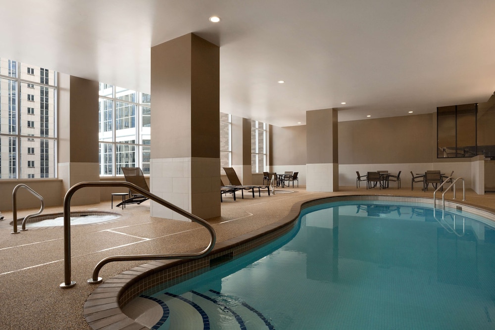 swimming pool spa