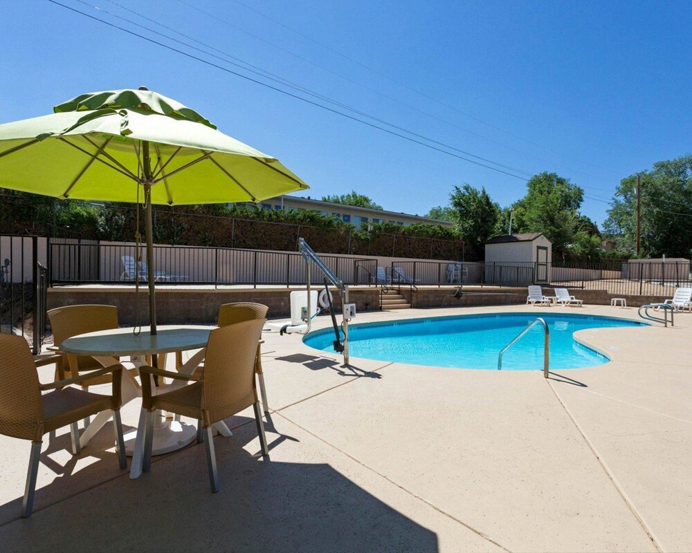 Quality Inn Prescott 24/47