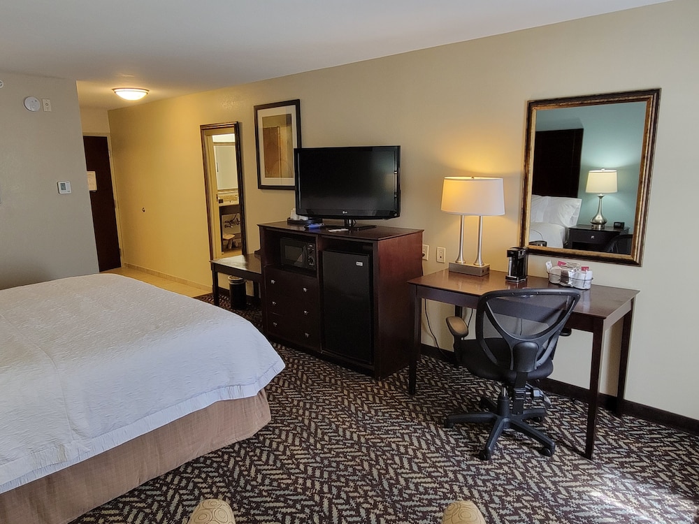 Hampton Inn Marshall, TX 13/43