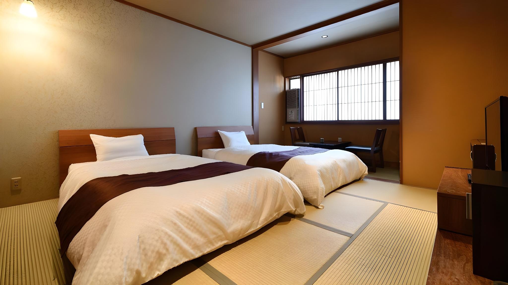Semi Room, Standard, Semi Double Bed, Twin Beds