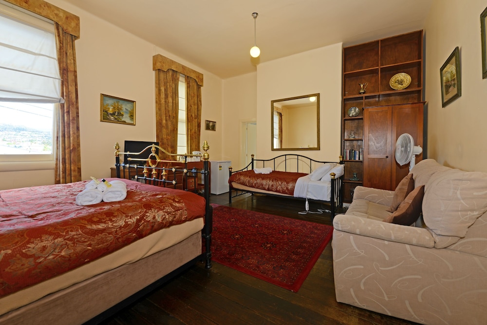 Edinburgh Gallery Bed Breakfast 17/61