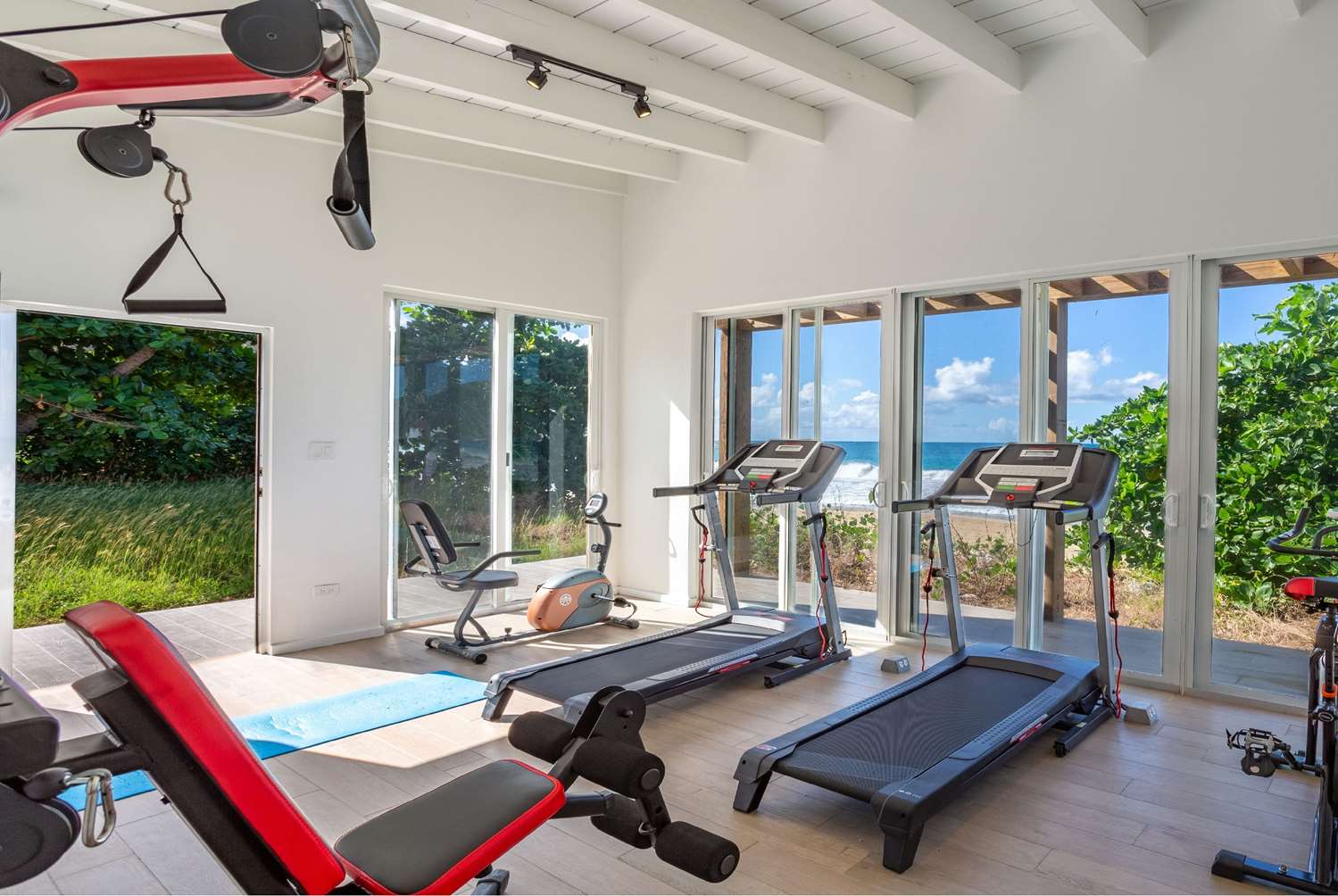 Wyndham Tortola BVI Lambert Beach Resort 16/47
