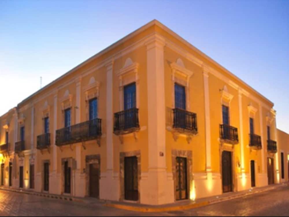 Hotel Plaza Colonial 6/62