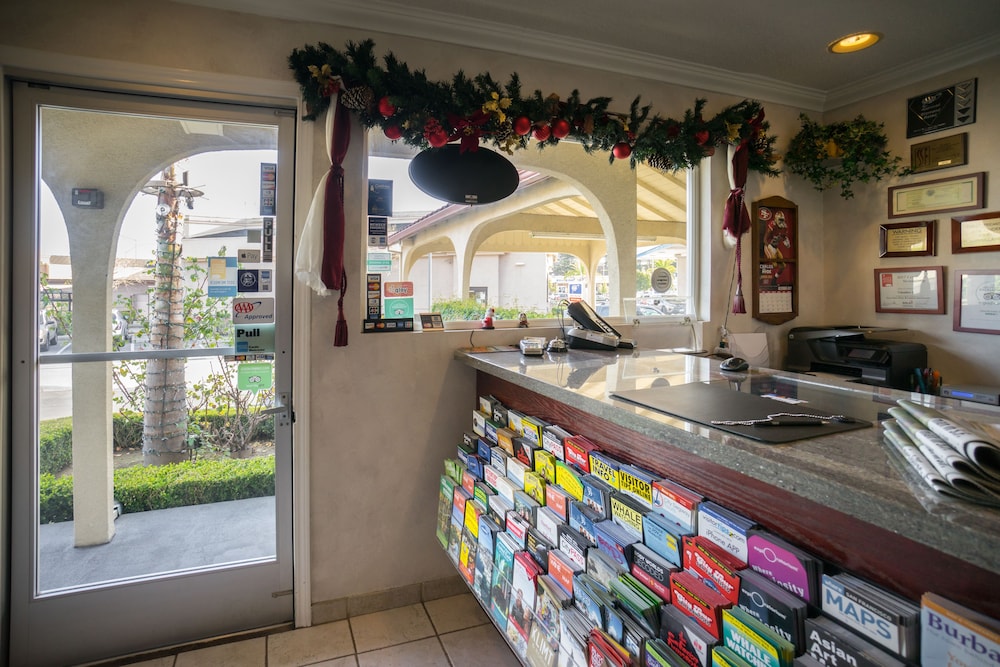 Travelers Inn 41/41