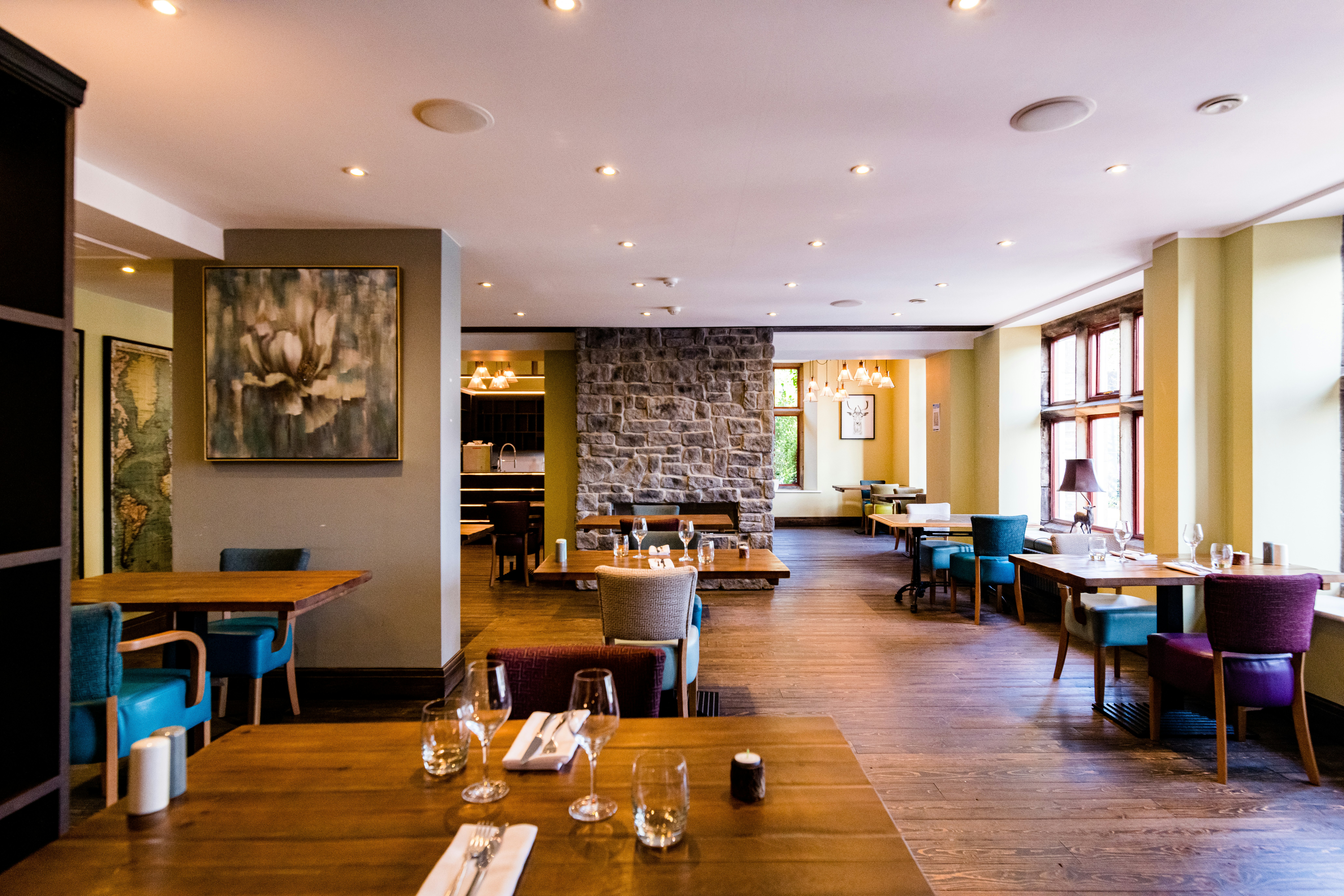 Stonecross Manor Hotel 30/37