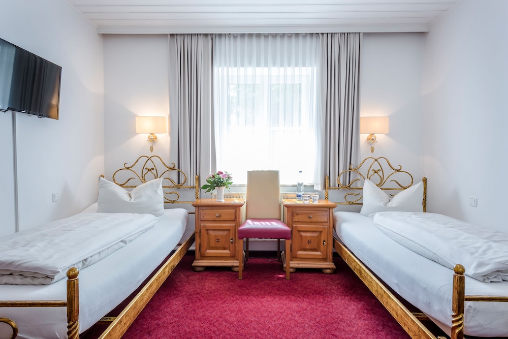 Hotel Laimer Hof Nymphenburg Palace Munich 21/60