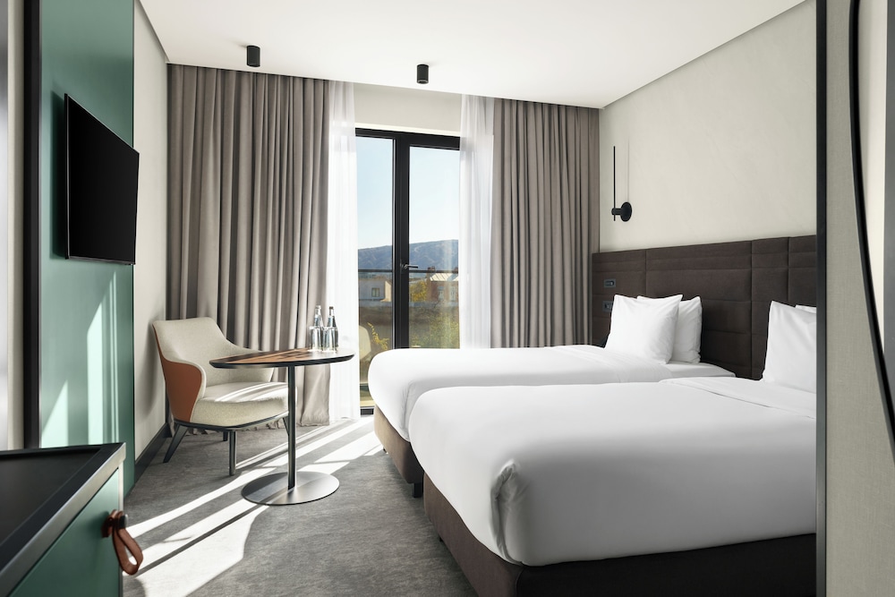 Standard Twin Bed, Novotel Tbilisi Center 7/10
