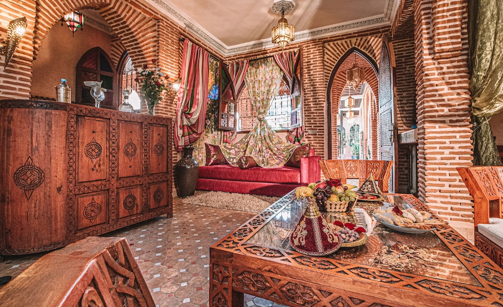 Riad Mabrouk 40/50