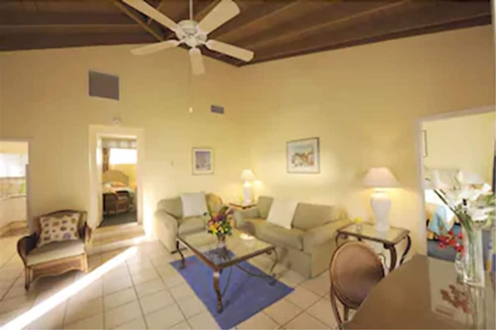 Bay View Suites Paradise Island 41/54