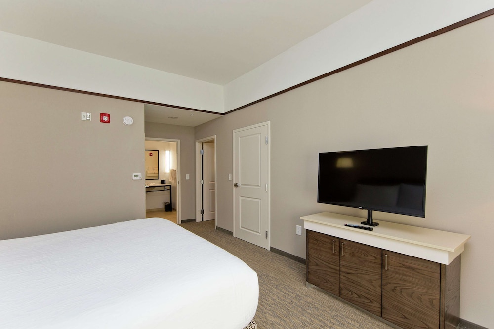 HILTON GARDEN INN MARTINSBURG 12/67