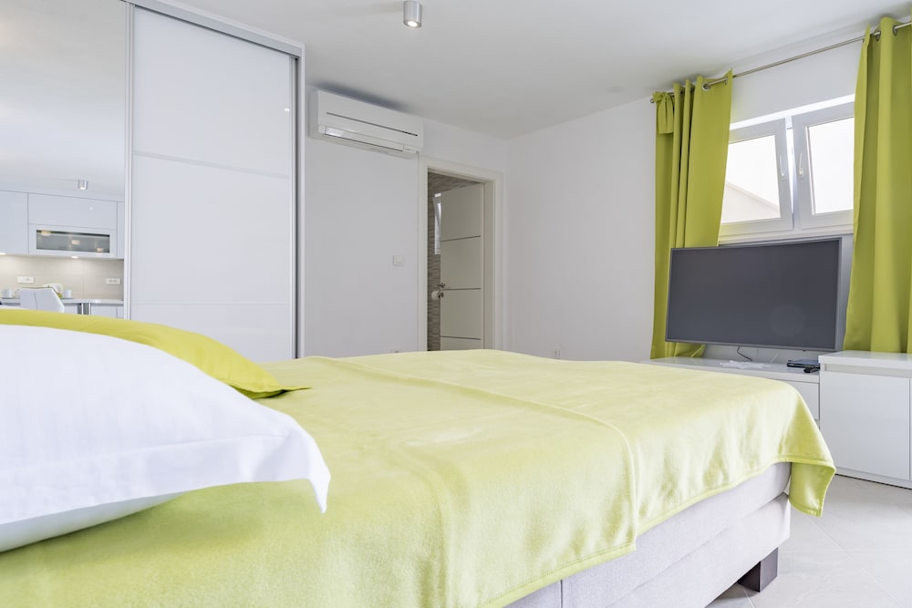Apartmani Nikolina 26/50