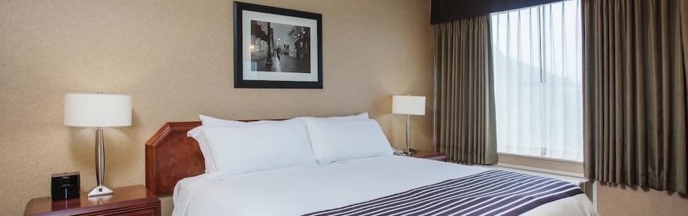Sandman Inn McBride 10/34
