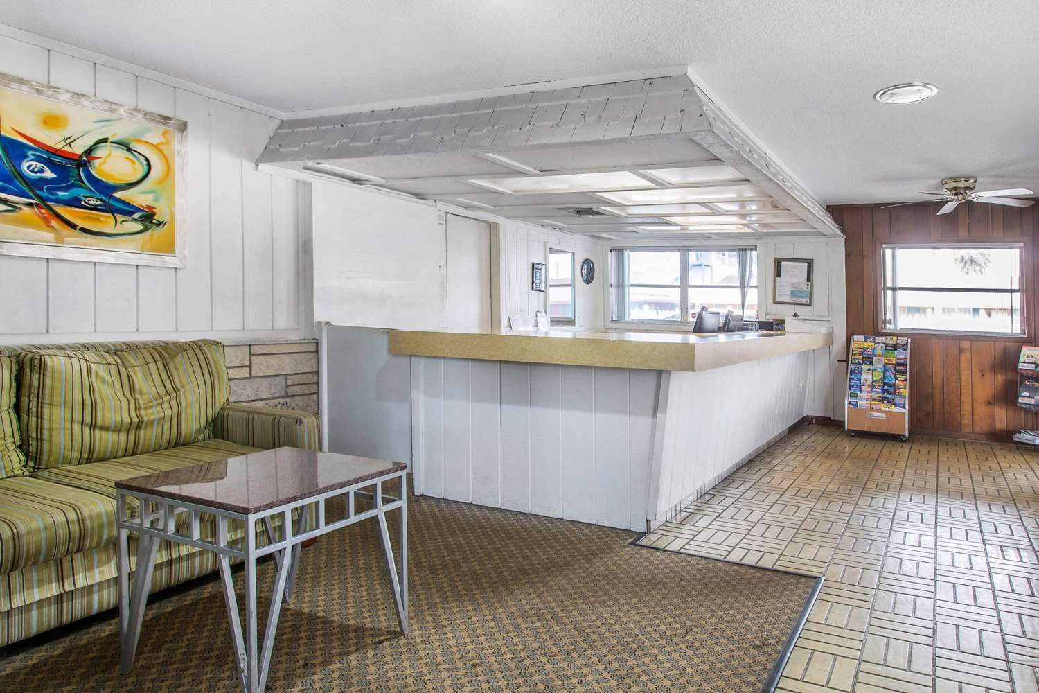 Rodeway Inn & Suites Winter Haven Chain of Lakes 2/35