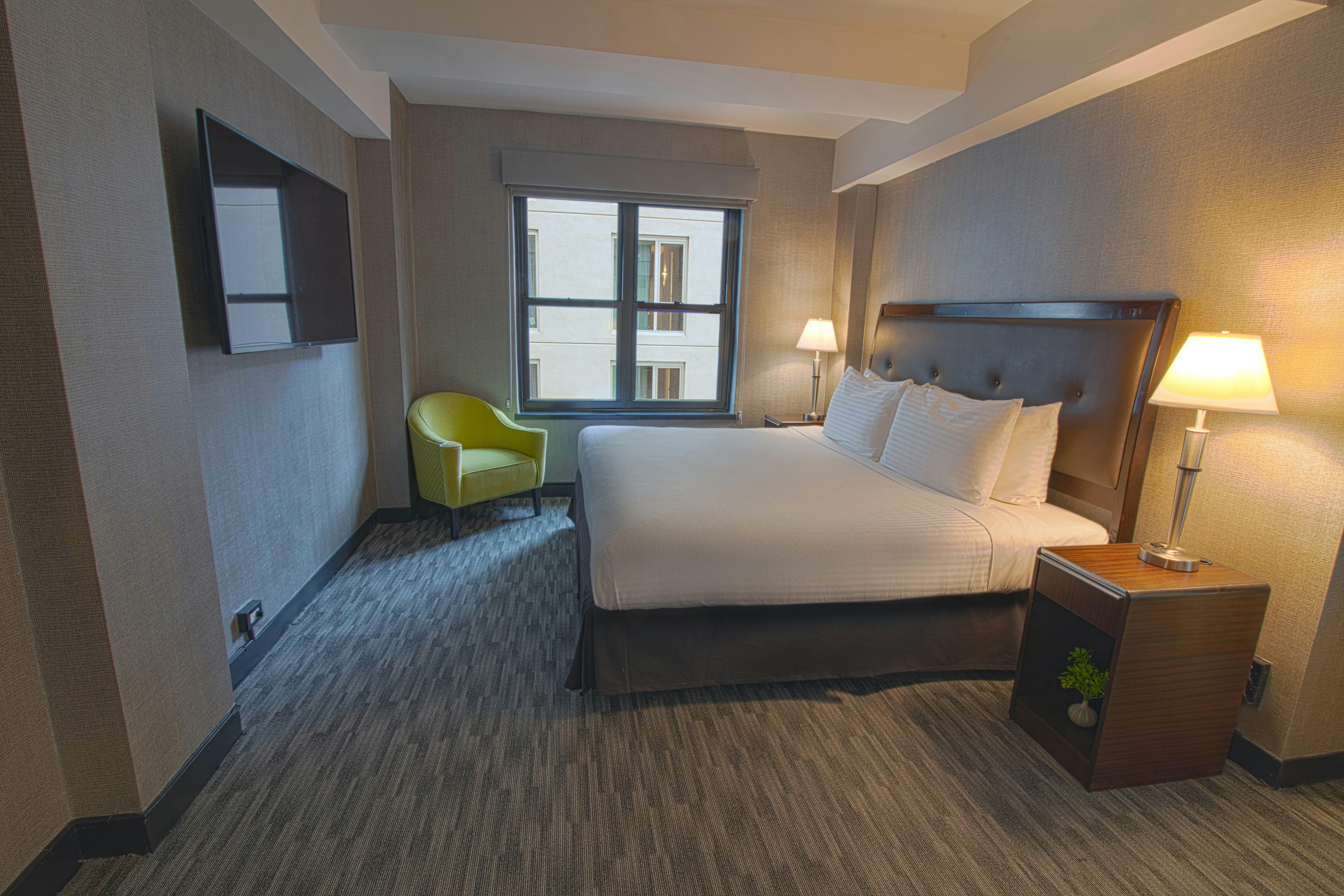 Hotel Edison Times Square 24/54