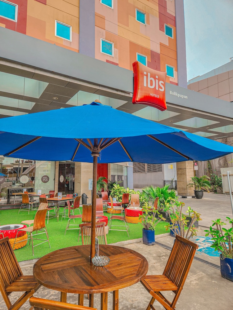 IBIS BALIKPAPAN 62/66