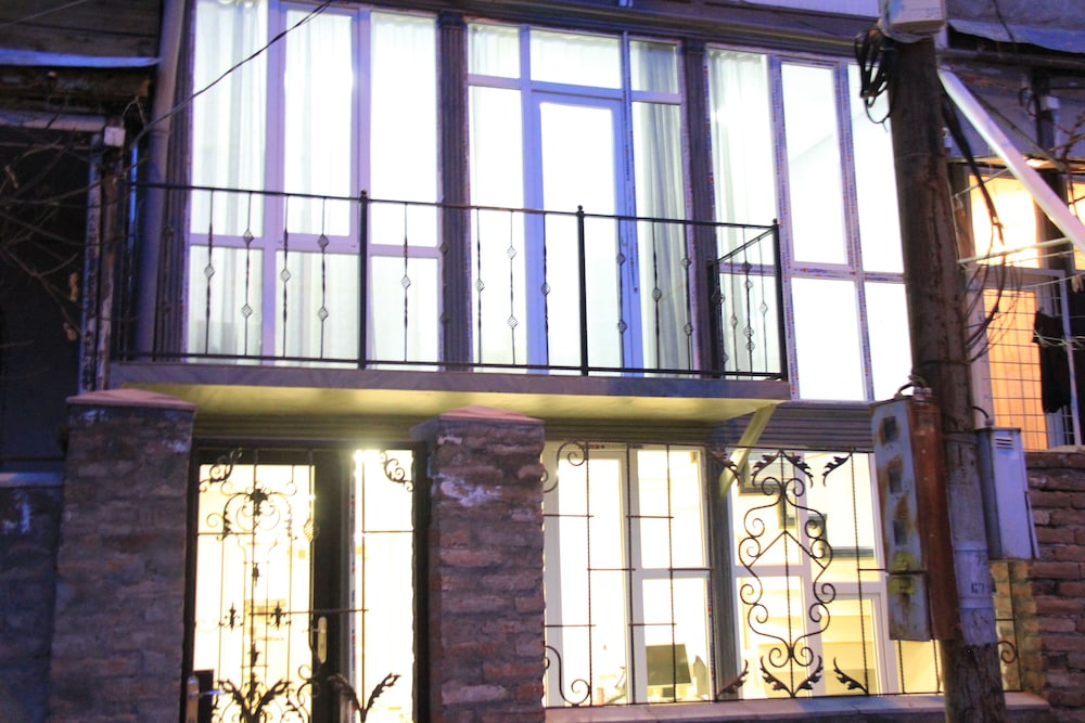 Blossom Hostel 16/42