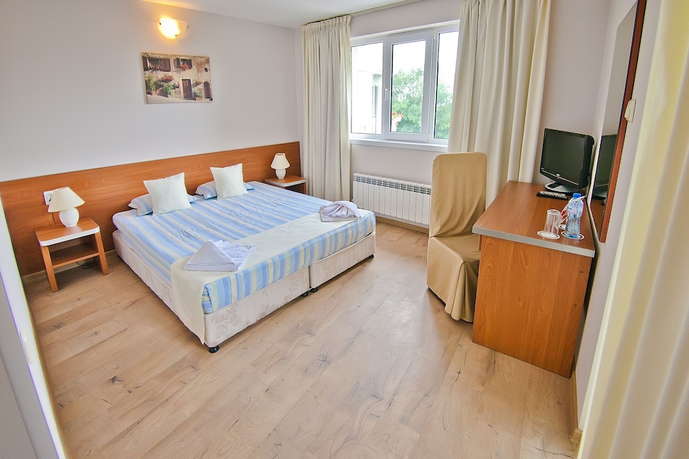 Hotel Amfora 25/69