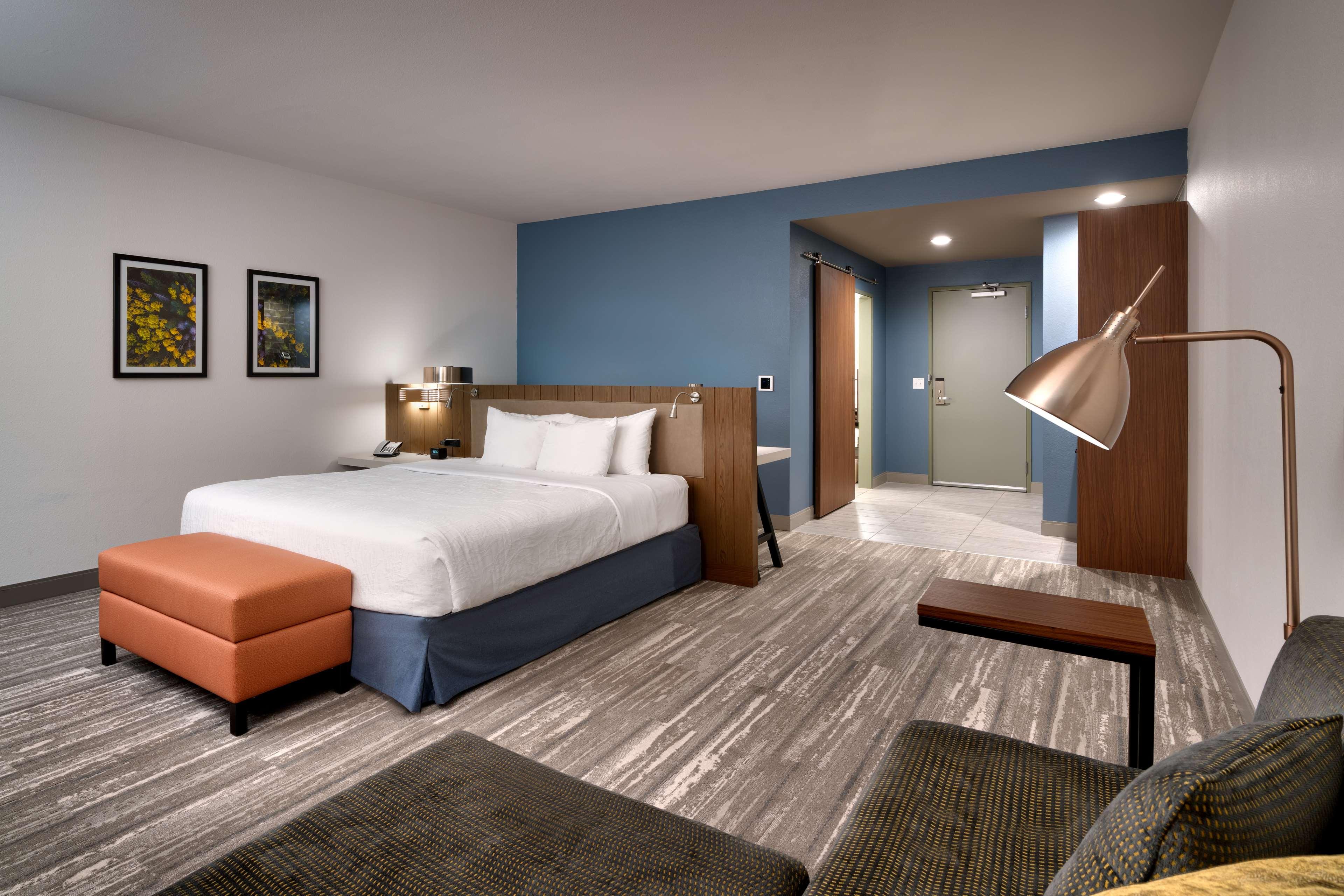 Room, King Bed, Scenic View, Accessible