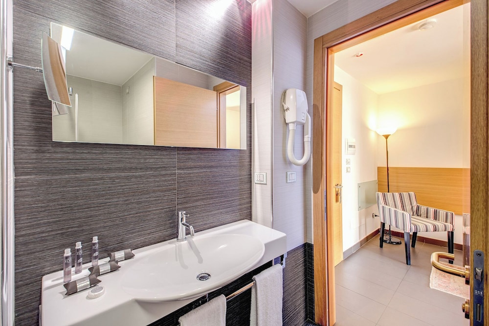 Grande Albergo Alfeo 58/60