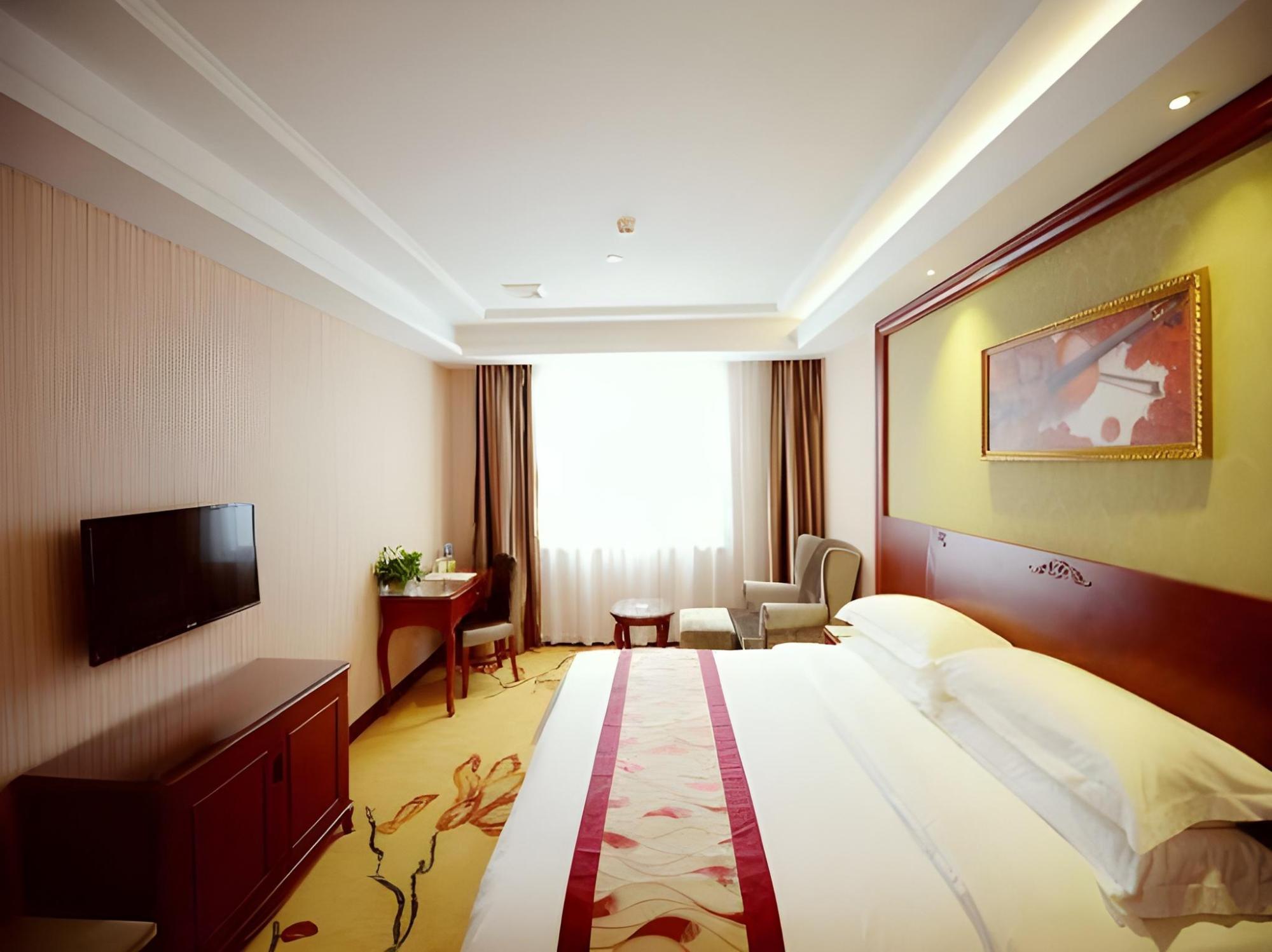 Vienna Hotel Shanghai Jiading New City 23/38