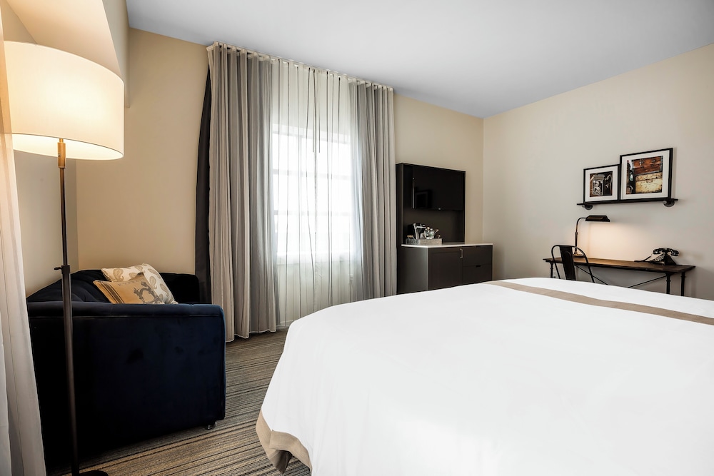Boutique, Executive, King Bed