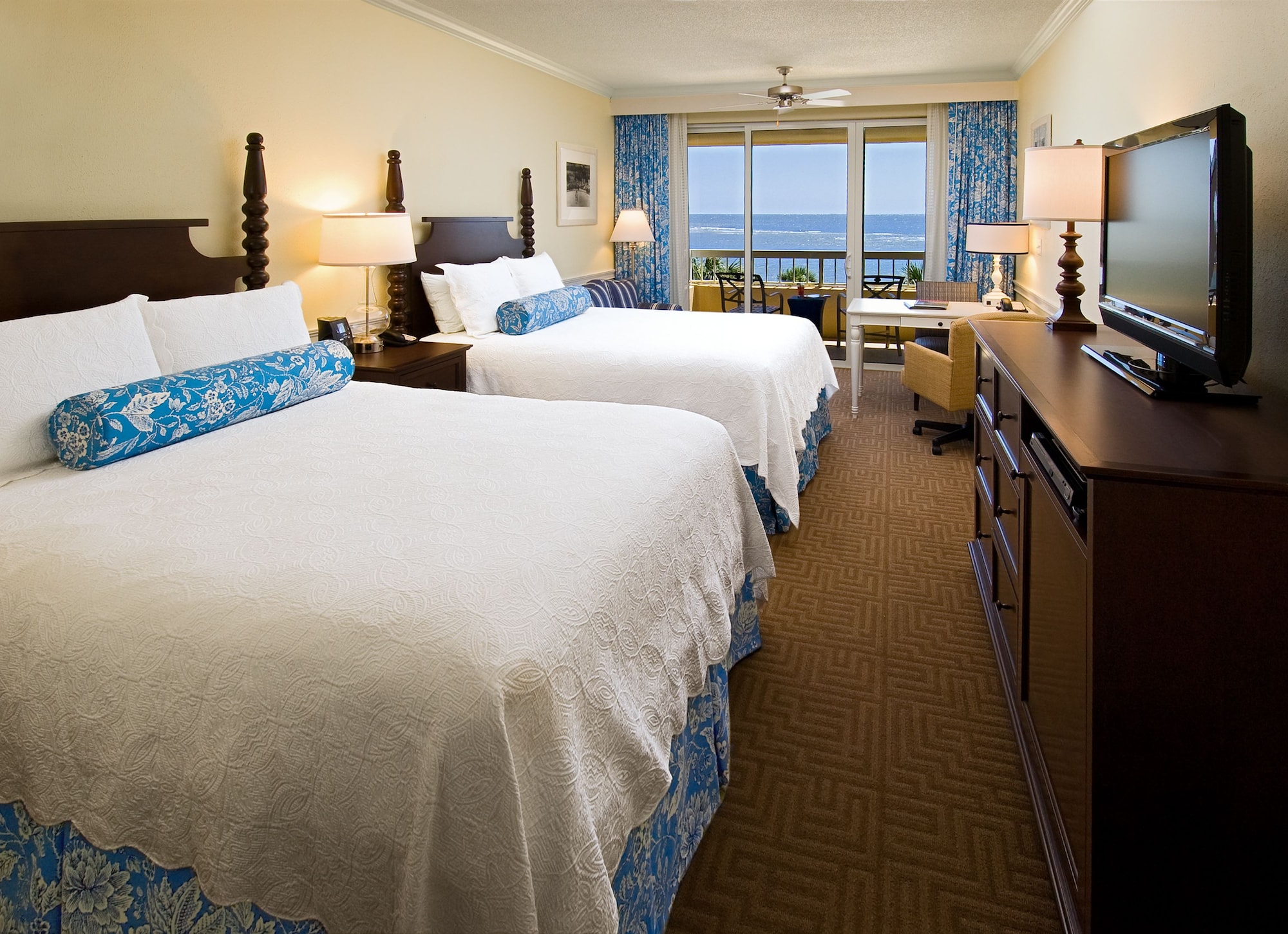 Premium, 2 Queen Beds, Ocean Front, Balcony
