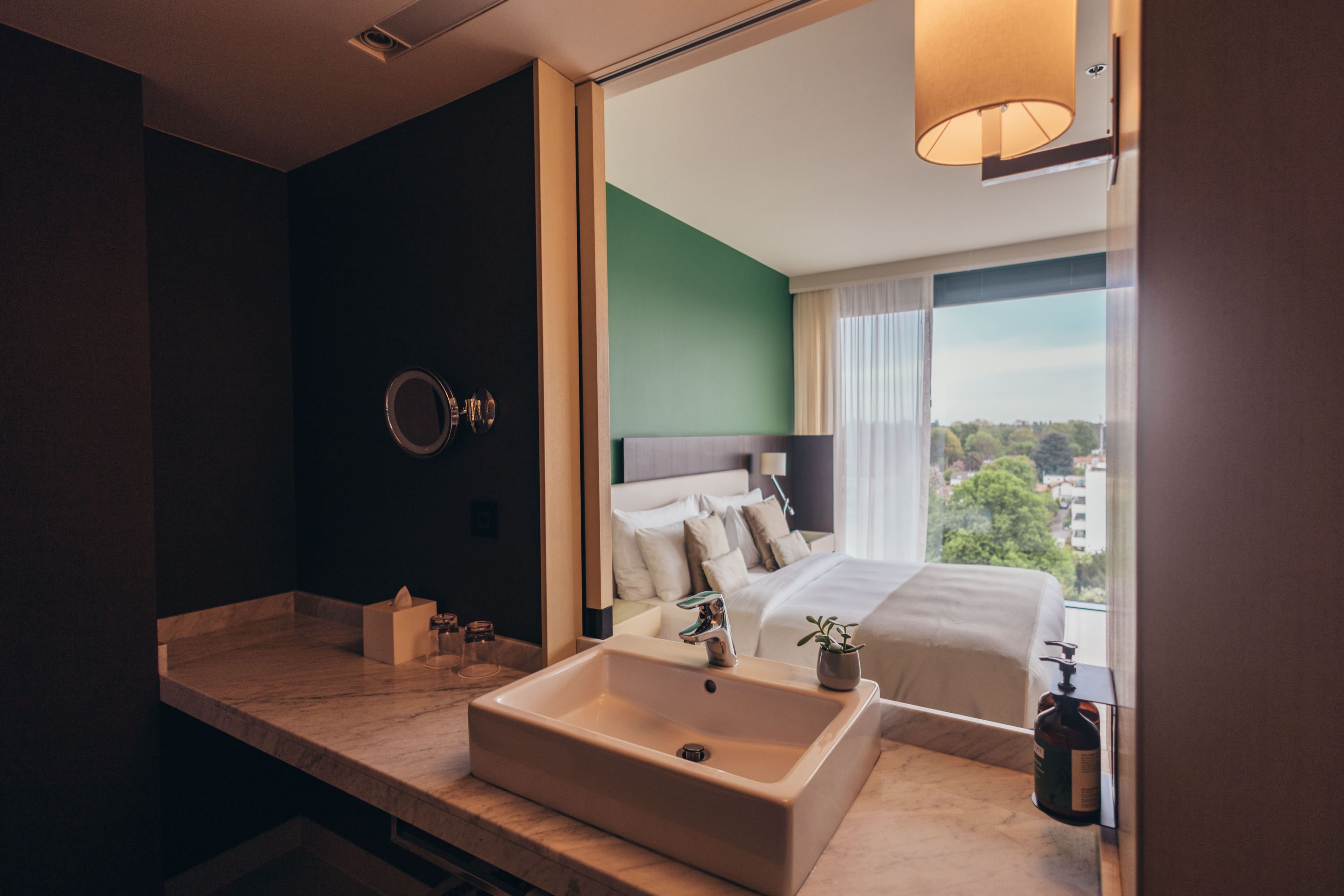غرفة كلوب بسرير كينج، Crowne Plaza Geneva 5/5