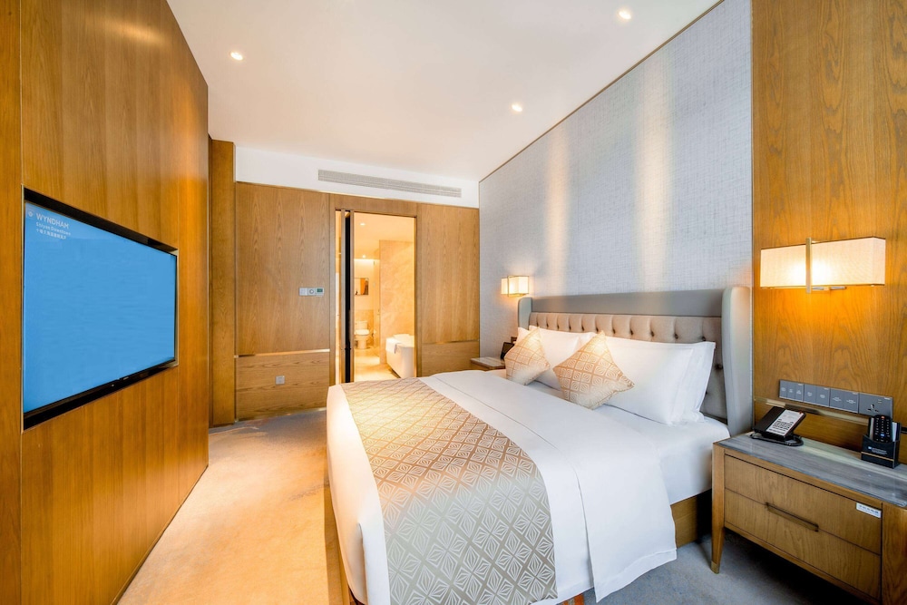 Wyndham Shiyan Downtown 6/27