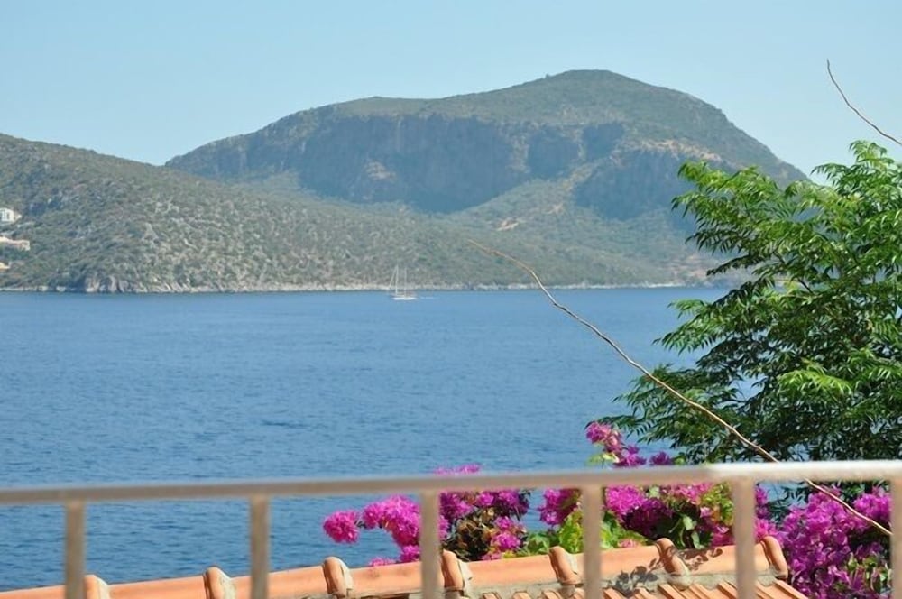 Caretta Hotel 14/36