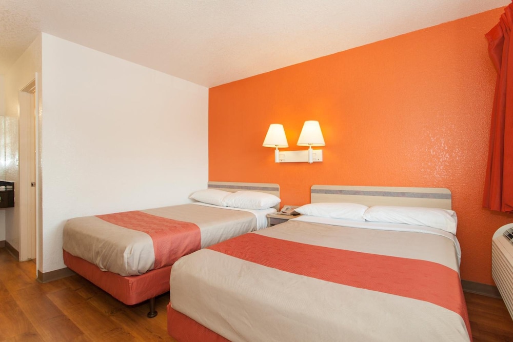 Motel6 Sacramento, CA - Downtown 17/60