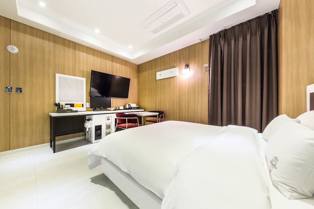 Cheonho La View Luxury Hotel 9/50