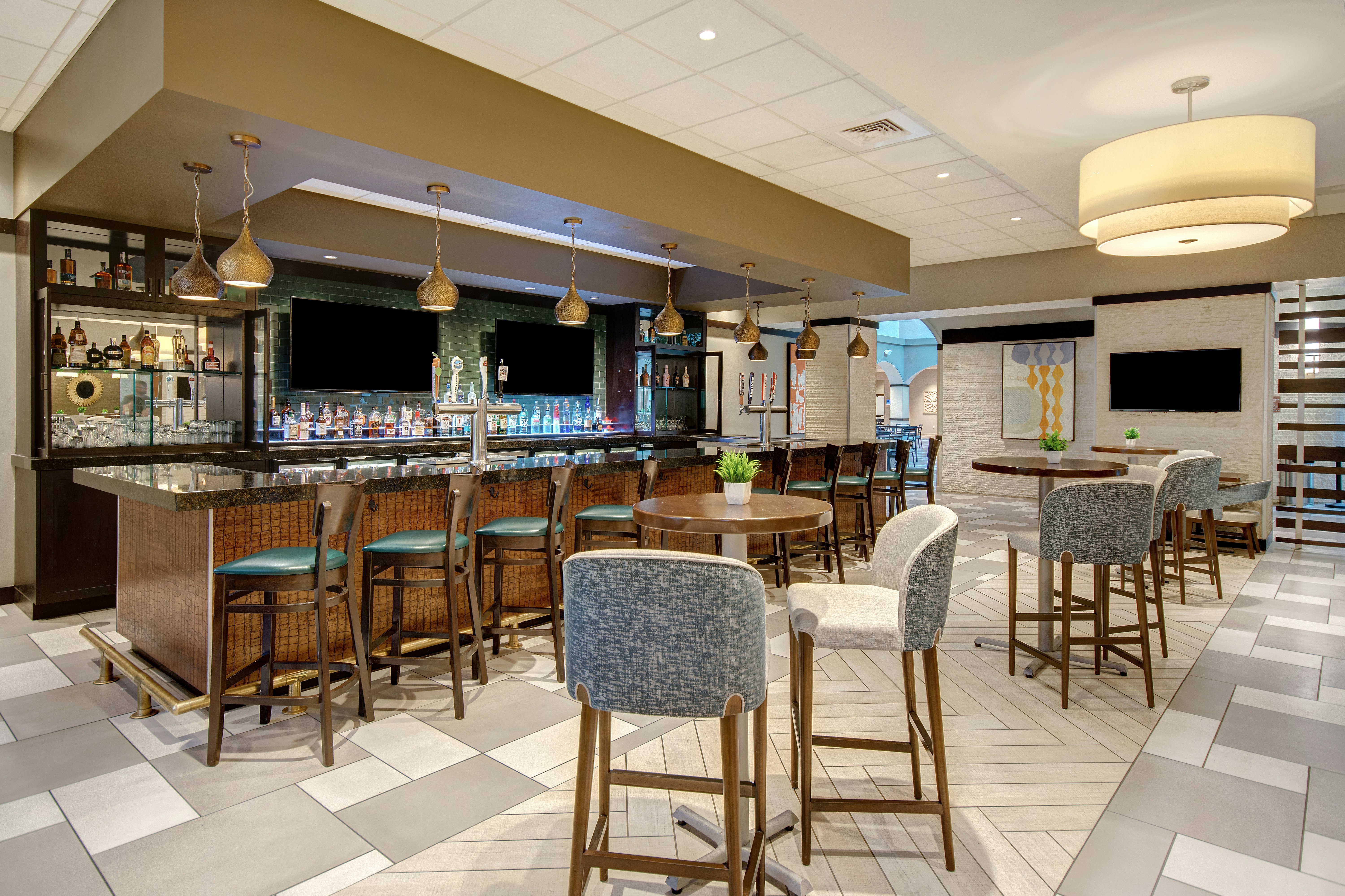 Embassy Suites by Hilton Jacksonville Baymeadows 54/85