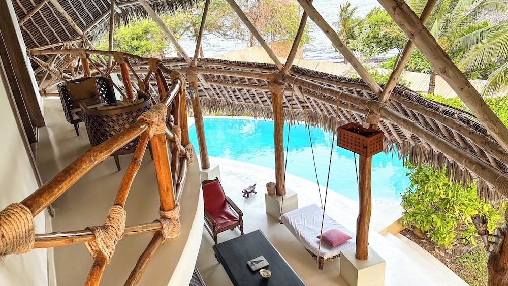 Leopard Point Luxury Beach Resort & Spa 28/52