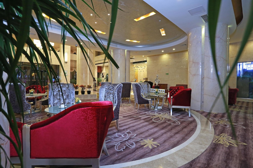 Ramada by Wyndham Longyan 35/55