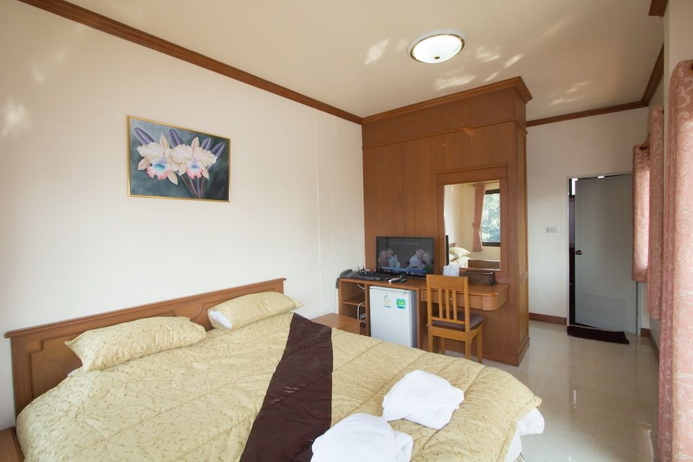 Donchai House 11/43