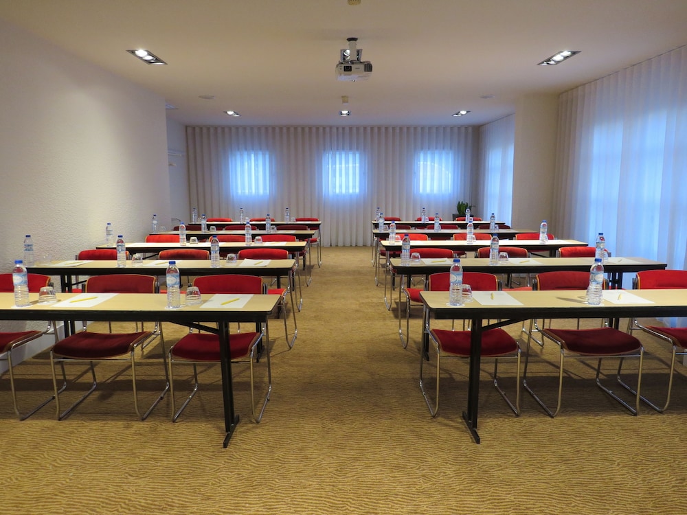 Novotel Setubal 40/50