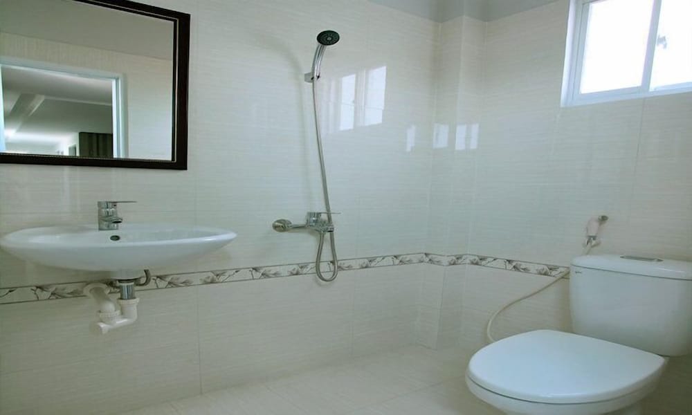 White Swan Apartment 18/20