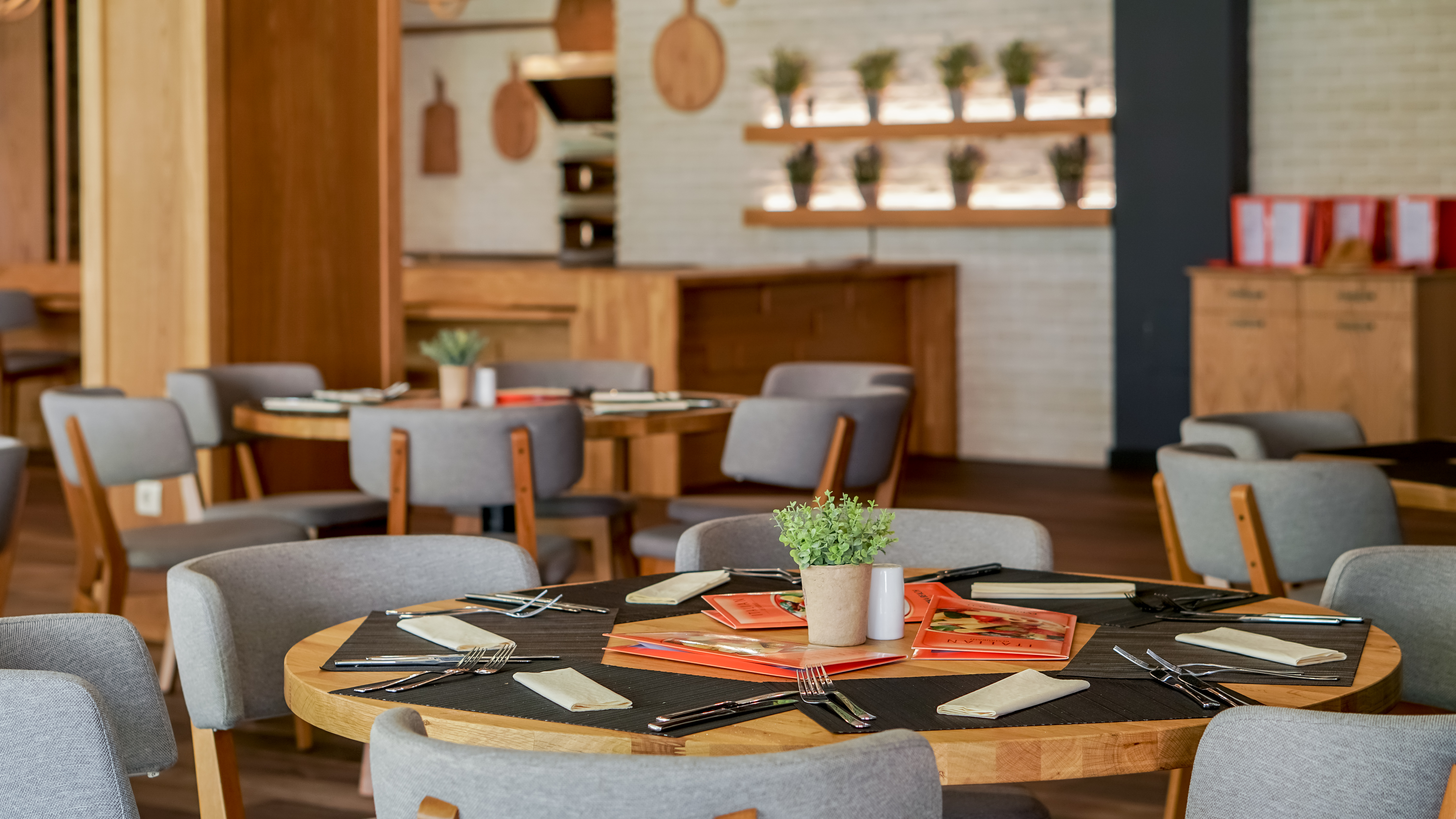 DIT Evrika Beach Club Hotel 48/68