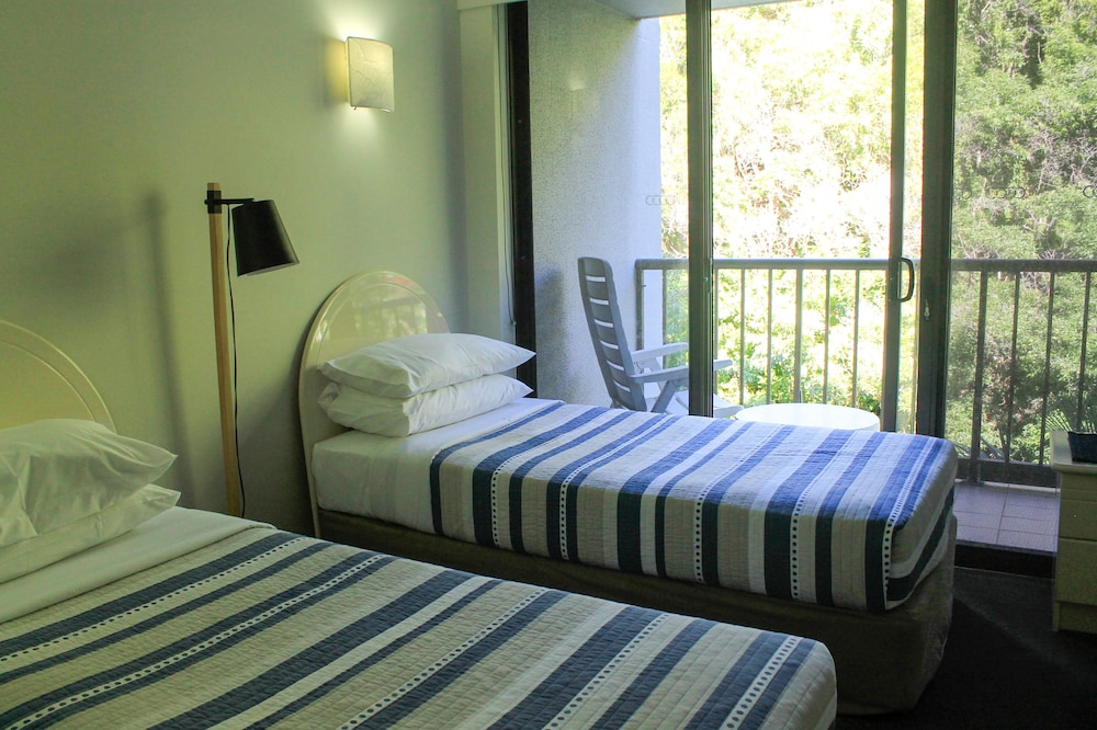 The Rocks Resort 14/50