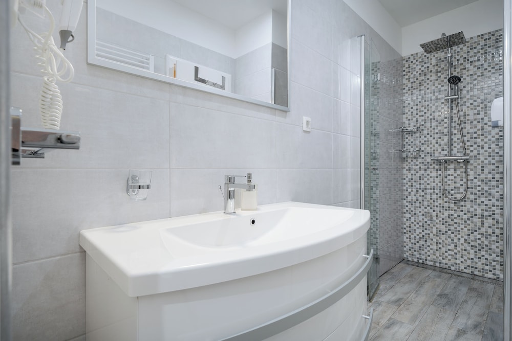 Luxury Rooms Floramye - Adults Only 77/80
