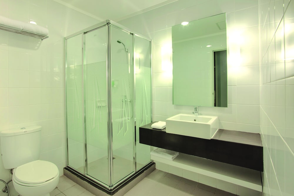 The Plaza Hotel Glodok 40/47