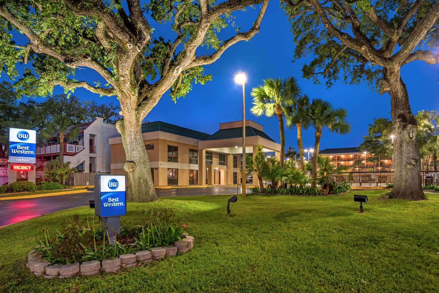 Best Western Oak Manor 31/32