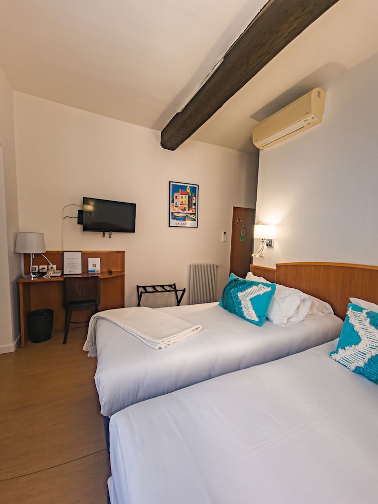 Hotel Posta Vecchia 15/84
