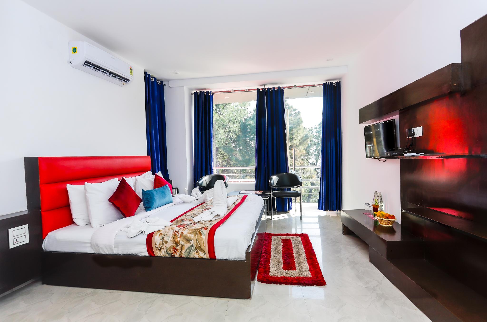 Room, Jungle View