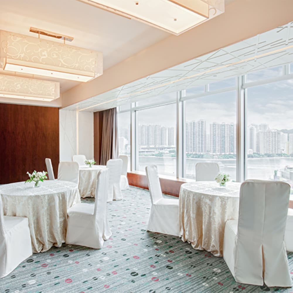 Nina Hotel Tsuen Wan West 12/29