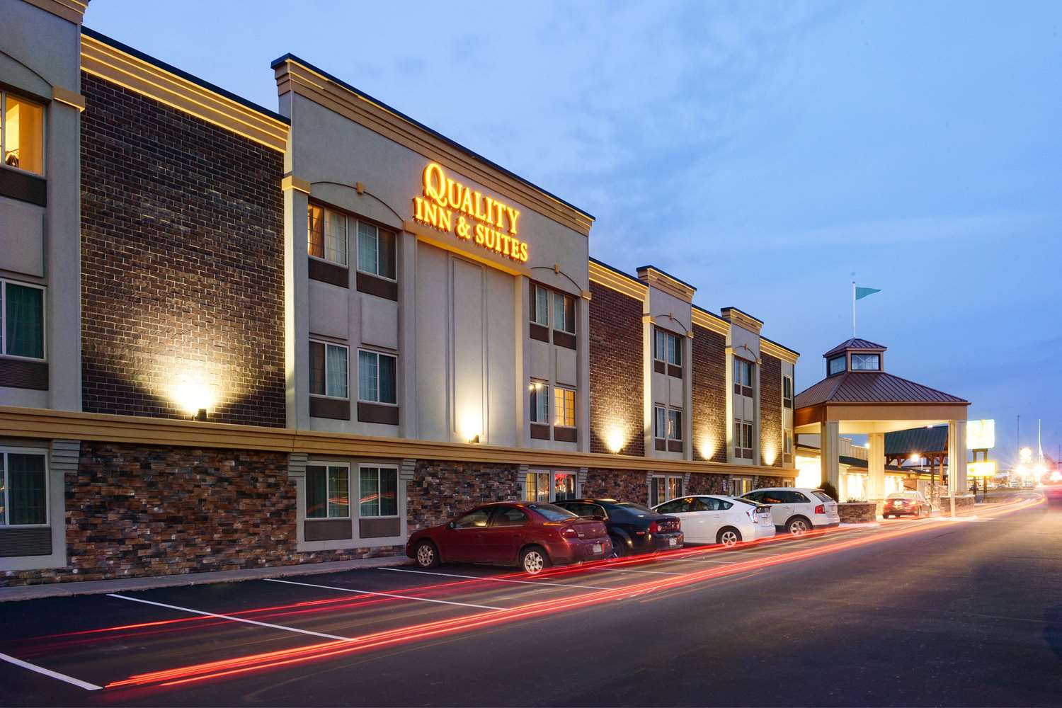 Quality Inn and Suites Ames Conference Center Near ISU Campus 2/48