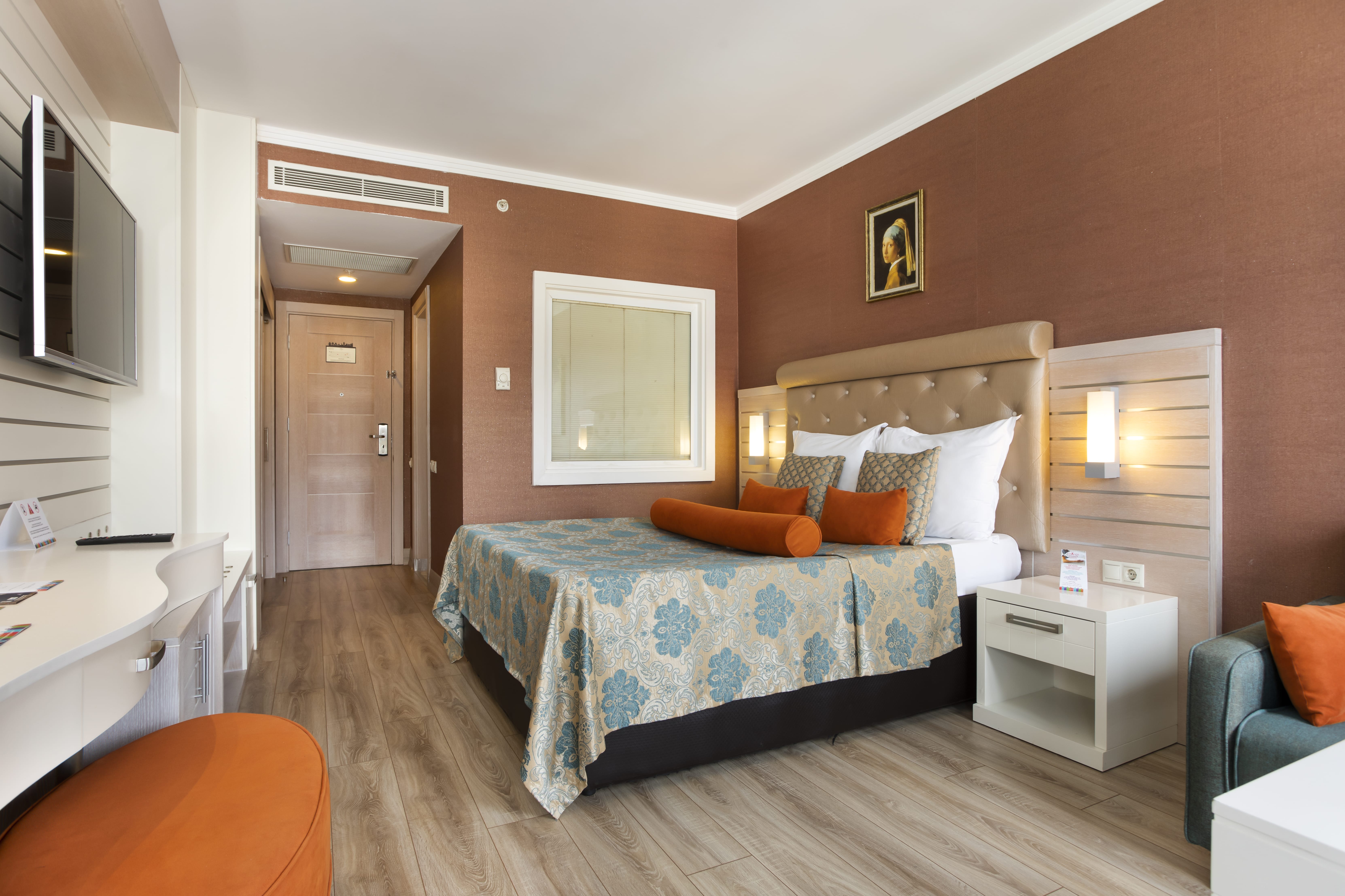 Room, Double Bed, Land View